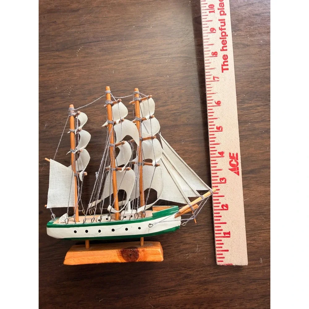 N/A mini wooden
